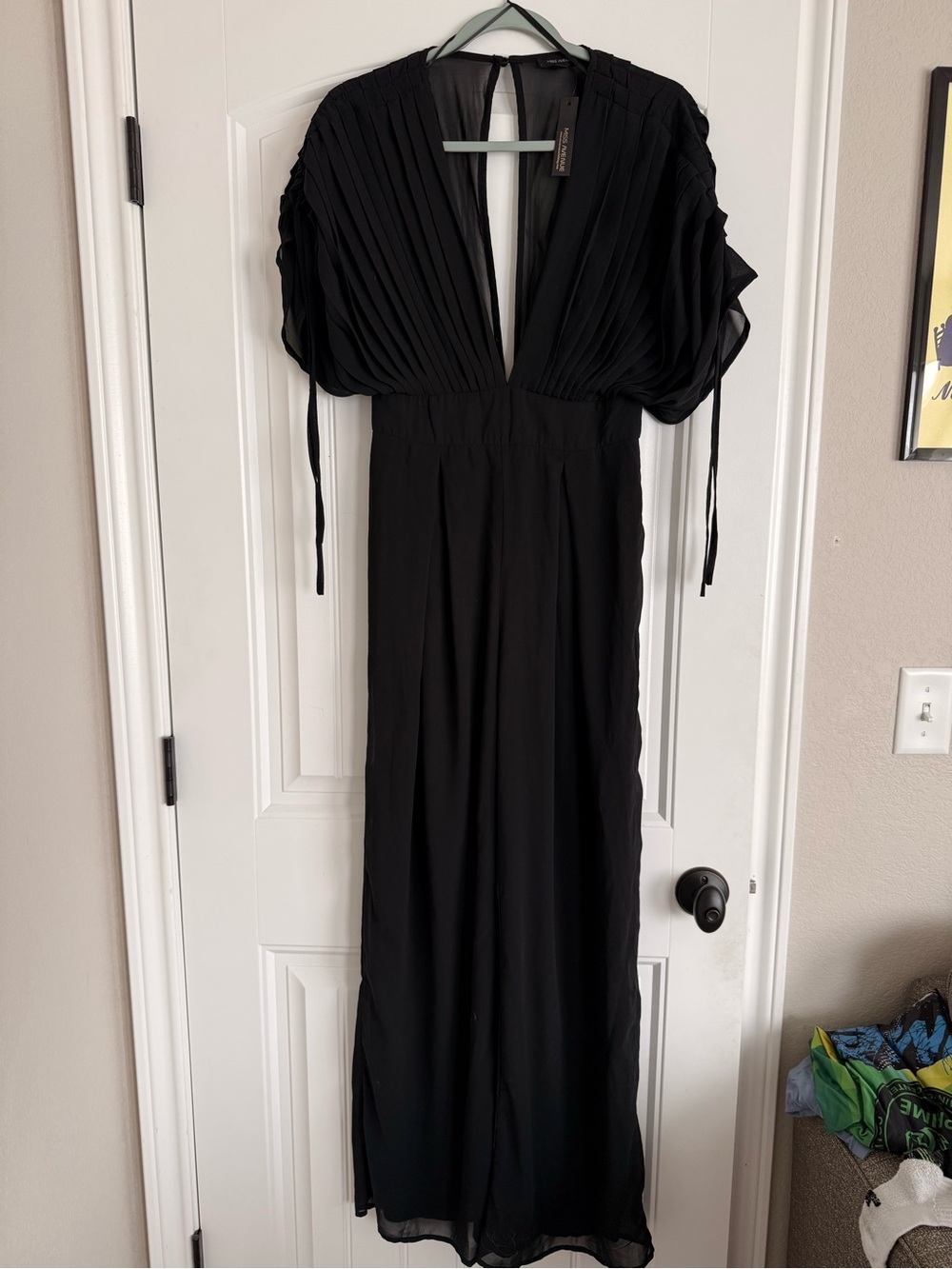Miss Avenue Black Plunging Pleated Maxi Dress